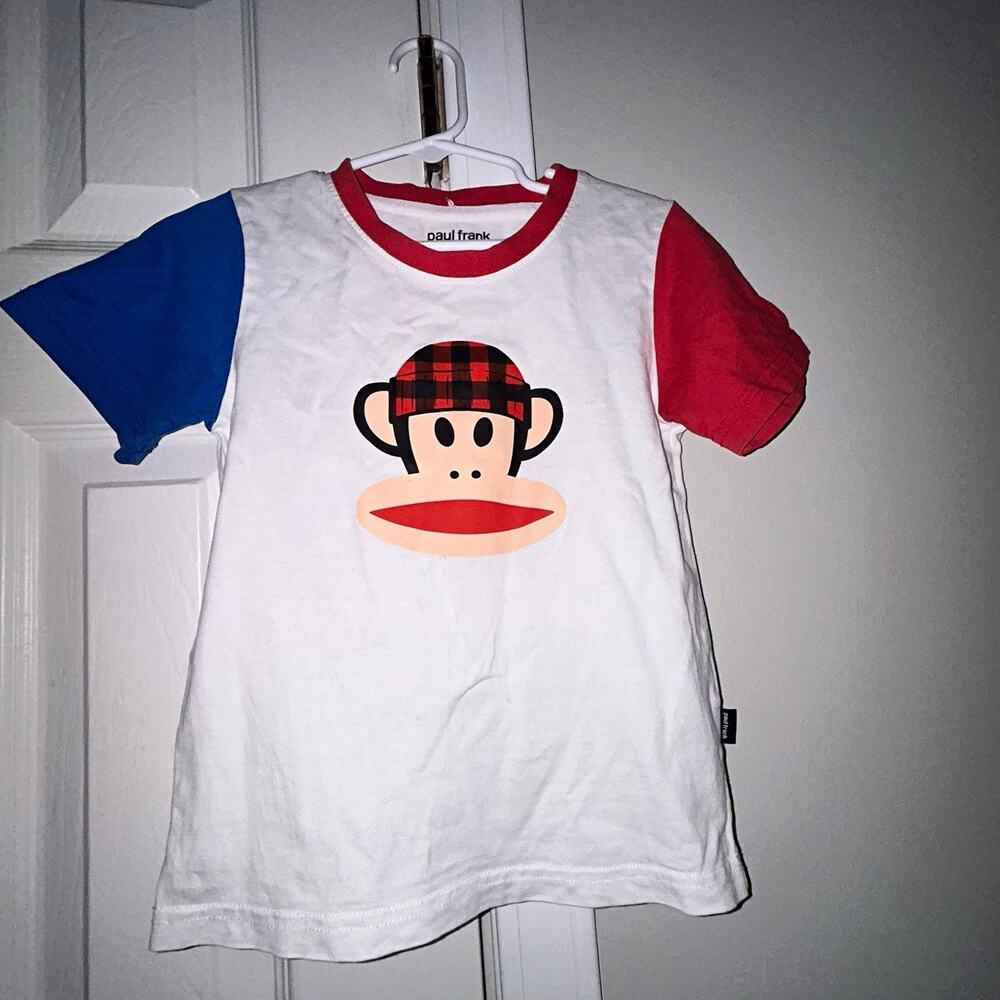 Classic Paul Frank boys t-shirt in size 110/56 (equivalent to a 4-5T US)